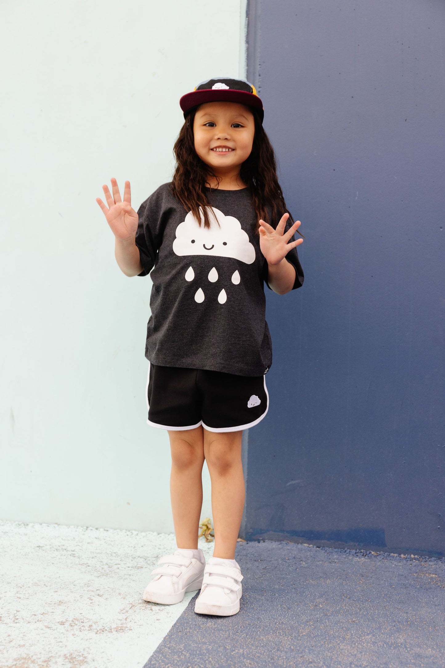 Kawaii Cloud Running Shorts - Black