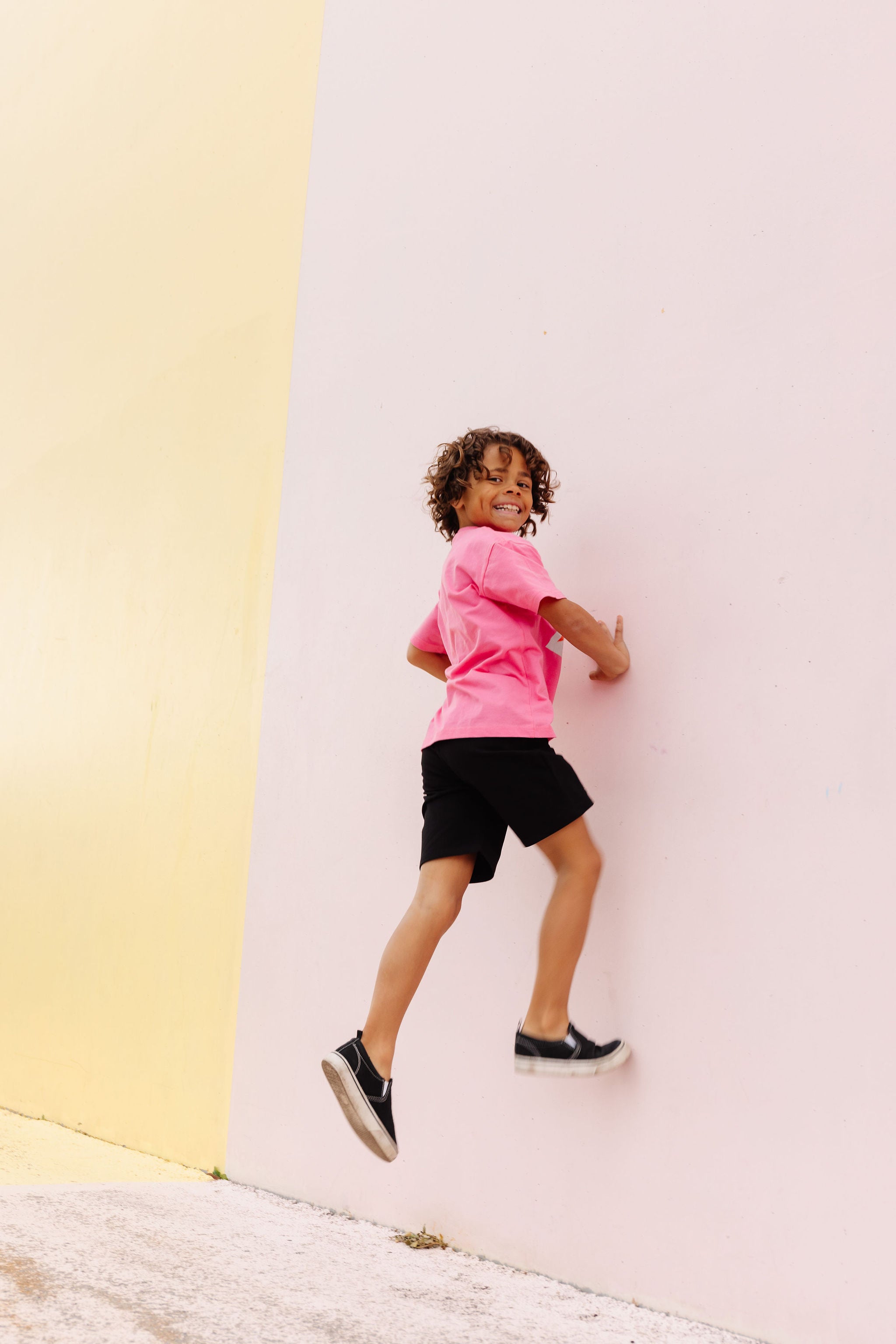 Organic Cotton Drawstring Cargo Shorts - Black