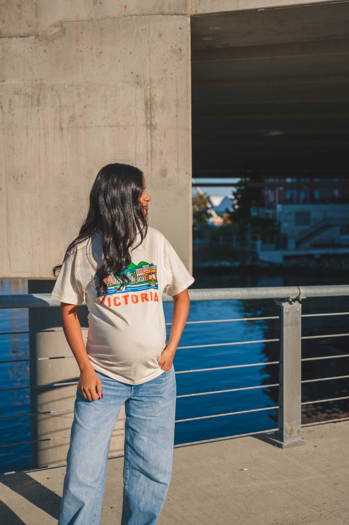 Victoria T-shirt Adult